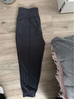 Lululemon Charcoal Jogger Sweatpants